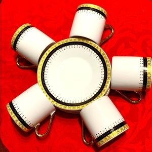 Set of 5 porcelain coffee cup and saucers